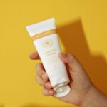 Moisturize your skin everyday by Luminos Crema使用对的滋润霜来滋润你的皮肤！